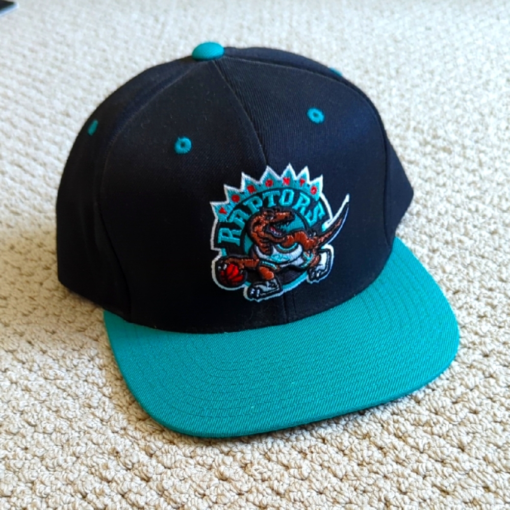Mitchell And Ness Raptors snapback
